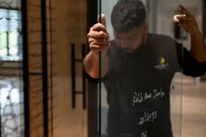 Roble Glass & Railings photo 7