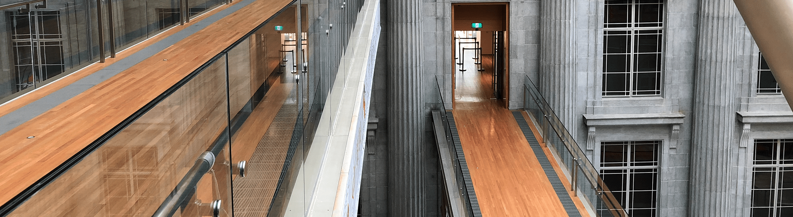 Glass Railings in Commercial Spaces: Safety Meets Aesthetics