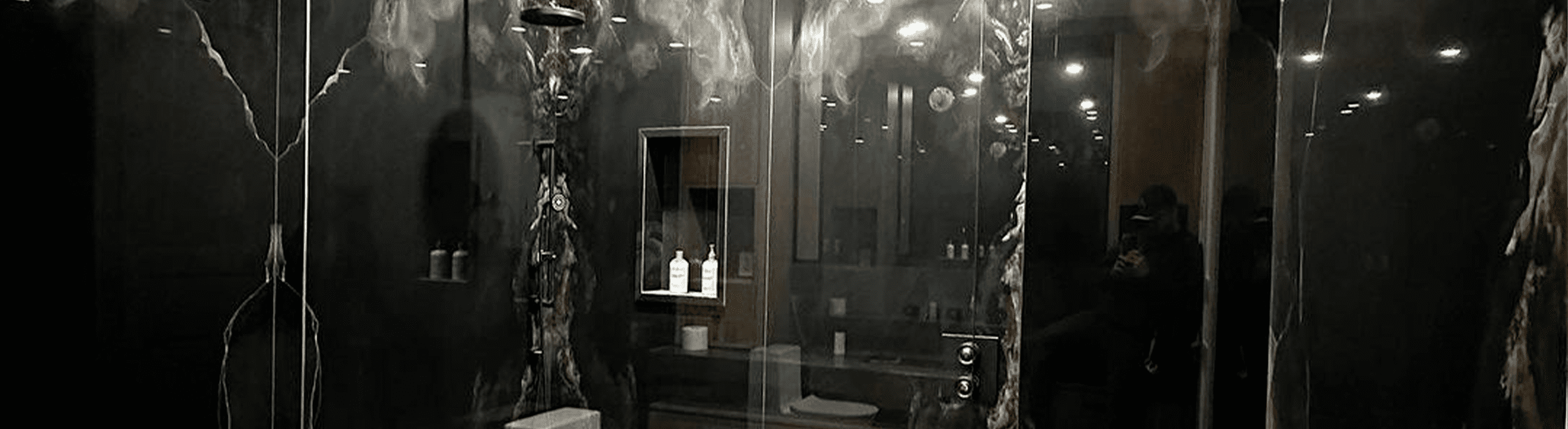The Evolution of Shower Enclosures: From Curtains to Glass